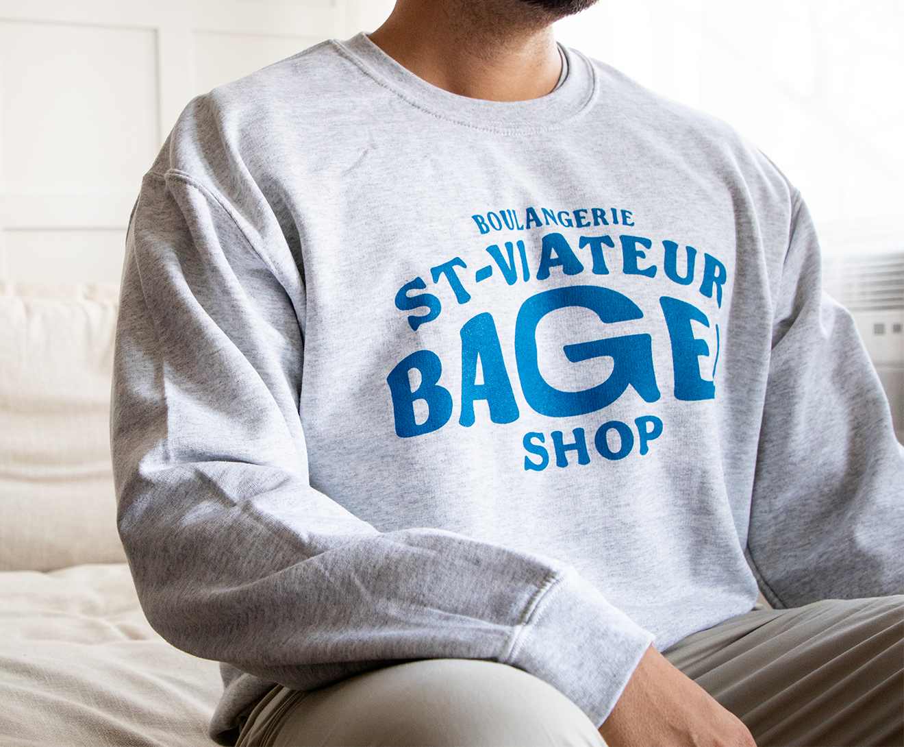 Grey Bagel Shop Sweater | St-Viateur Bagel Grey Bagel Shop Sweater | St-Viateur Bagel
